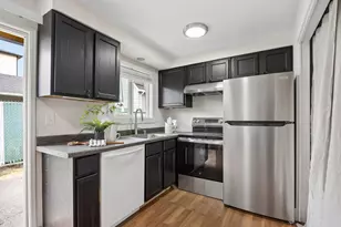 7322 N Albina Ave, Portland, OR 97217 - Photo 8