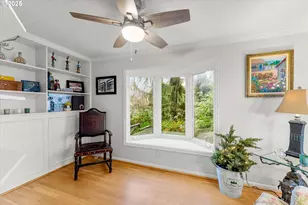 1250 SW Englewood Dr, Lake Oswego, OR 97034 - Photo 6