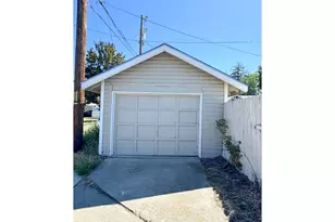 1615 Estes St, Baker City, OR 97814 - Photo 16