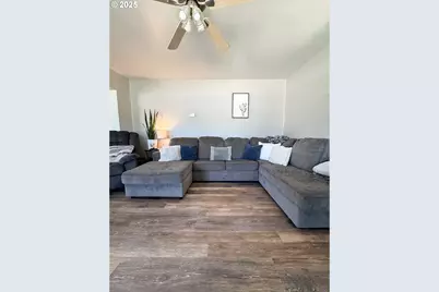 1615 Estes St, Baker City, OR 97814 - Photo 2