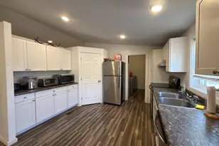 152 NE Scofield Ave, Roseburg, OR 97470 - Photo 22