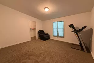 152 NE Scofield Ave, Roseburg, OR 97470 - Photo 42