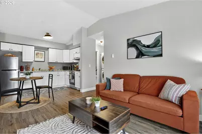 11044 SW Greenburg Rd #321, Portland, OR 97223 - Photo 6