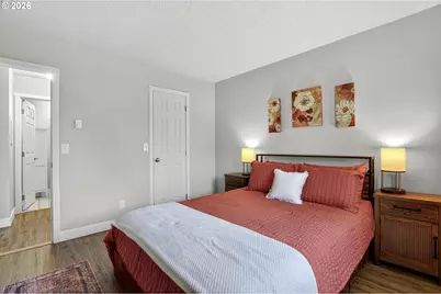 11044 SW Greenburg Rd #321, Portland, OR 97223 - Photo 8