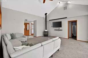 19380 S Nelson Ln, Oregon City, OR 97045 - Photo 10