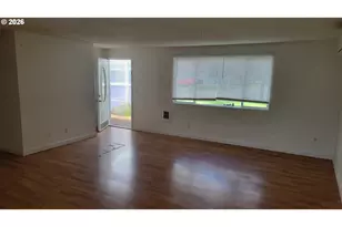 945 N 4th St, Aumsville, OR 97325 - Photo 2