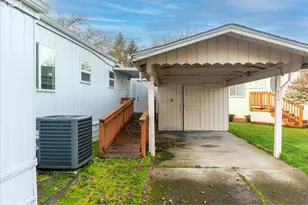 570 N 10th Ave, Cornelius, OR 97113 - Photo 4