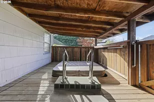 415 SE 94th Ave, Portland, OR 97216 - Photo 40