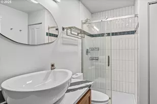 27862 Green Oaks Dr, Eugene, OR 97402 - Photo 30