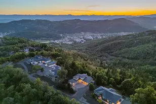 1196 Southridge Wy, Roseburg, OR 97470 - Photo 4