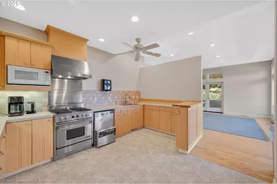 300 Reuben Boise Rd, Dallas, OR 97338 - Photo 32