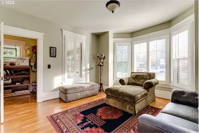 1888 Lincoln St, Eugene, OR 97401 - Photo 10