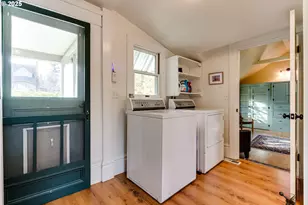 1888 Lincoln St, Eugene, OR 97401 - Photo 28