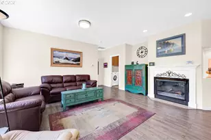 5930 St Helena St, Eugene, OR 97402 - Photo 10