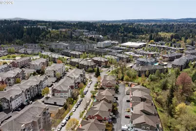 590 NW Lost Springs Ter #403, Portland, OR 97229 - Photo 28