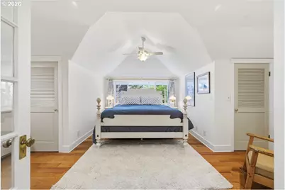 2233 SW 21st Ave, Portland, OR 97201 - Photo 26