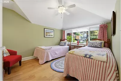 2233 SW 21st Ave, Portland, OR 97201 - Photo 30