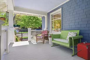 2233 SW 21st Ave, Portland, OR 97201 - Photo 2