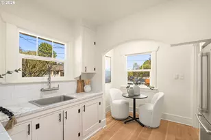 2122 SE Ellis St, Portland, OR 97202 - Photo 12