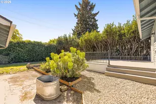 2122 SE Ellis St, Portland, OR 97202 - Photo 24