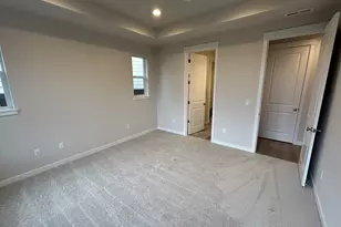 704 Magnolia Ave, Woodburn, OR 97071 - Photo 12