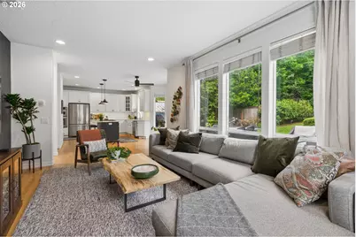 9509 SW View Point Ter, Portland, OR 97219 - Photo 18