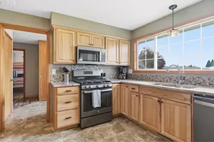 7762 45th Pl, Salem, OR 97305 - Photo 14