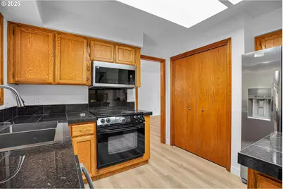 1510 NW Towle Ter, Gresham, OR 97030 - Photo 16