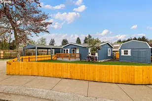 510 Kelm Pl, Lebanon, OR 97355 - Photo 2