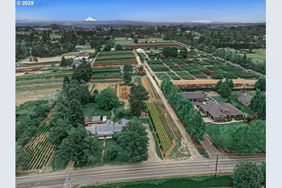 7008 SE 302nd Ave, Gresham, OR 97080 - Photo 4