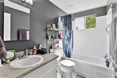945 Madison St, Eugene, OR 97402 - Photo 18