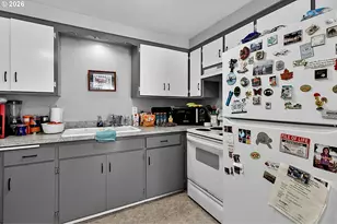 945 Madison St, Eugene, OR 97402 - Photo 18