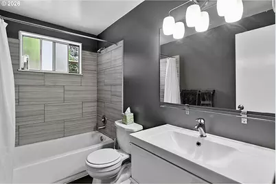945 Madison St, Eugene, OR 97402 - Photo 30