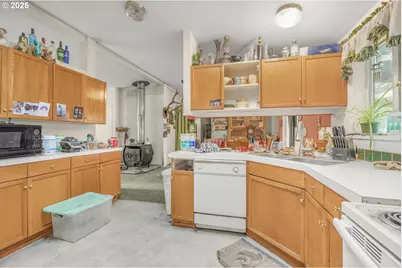 19807 S Highway 211, Colton, OR 97017 - Photo 10