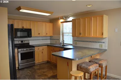 137008 Main St, Crescent, OR 97733 - Photo 6