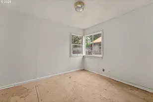 206 NE Laurel Ave, Myrtle Creek, OR 97457 - Photo 10