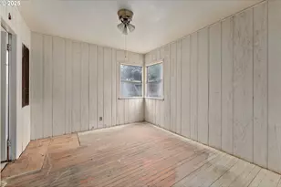 206 NE Laurel Ave, Myrtle Creek, OR 97457 - Photo 6