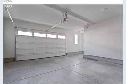 8254 SE Orion Ln, Hillsboro, OR 97123 - Photo 12