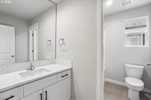 8254 SE Orion Ln, Hillsboro, OR 97123 - Photo 28