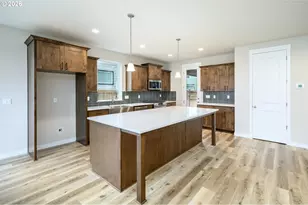8254 SE Orion Ln, Hillsboro, OR 97123 - Photo 12