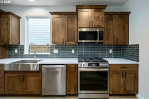 8254 SE Orion Ln, Hillsboro, OR 97123 - Photo 8