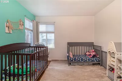 575 W Center St, Roseburg, OR 97471 - Photo 20