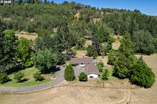 604 Woodruff Rd, Roseburg, OR 97471 - Photo 38