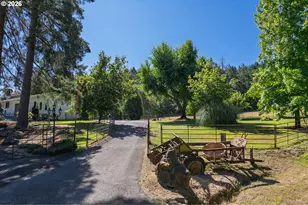 604 Woodruff Rd, Roseburg, OR 97471 - Photo 30