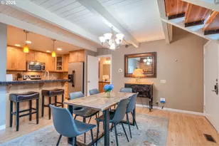 17636 Tennis Village Ct, Sunriver, OR 97707 - Photo 8