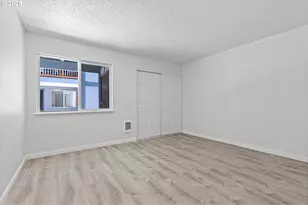 13116 SE Powell Blvd, Portland, OR 97236 - Photo 6