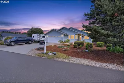 4805 Cloudcroft Ln, Florence, OR 97439 - Photo 2