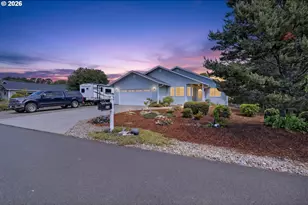 4805 Cloudcroft Ln, Florence, OR 97439 - Photo 2