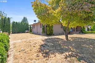 940 Johnson St, Woodburn, OR 97071 - Photo 24