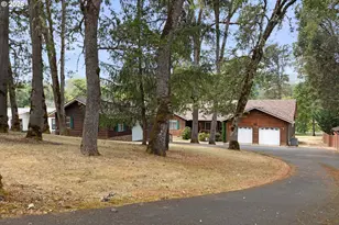 2635 Whistlers Park Rd, Roseburg, OR 97470 - Photo 48